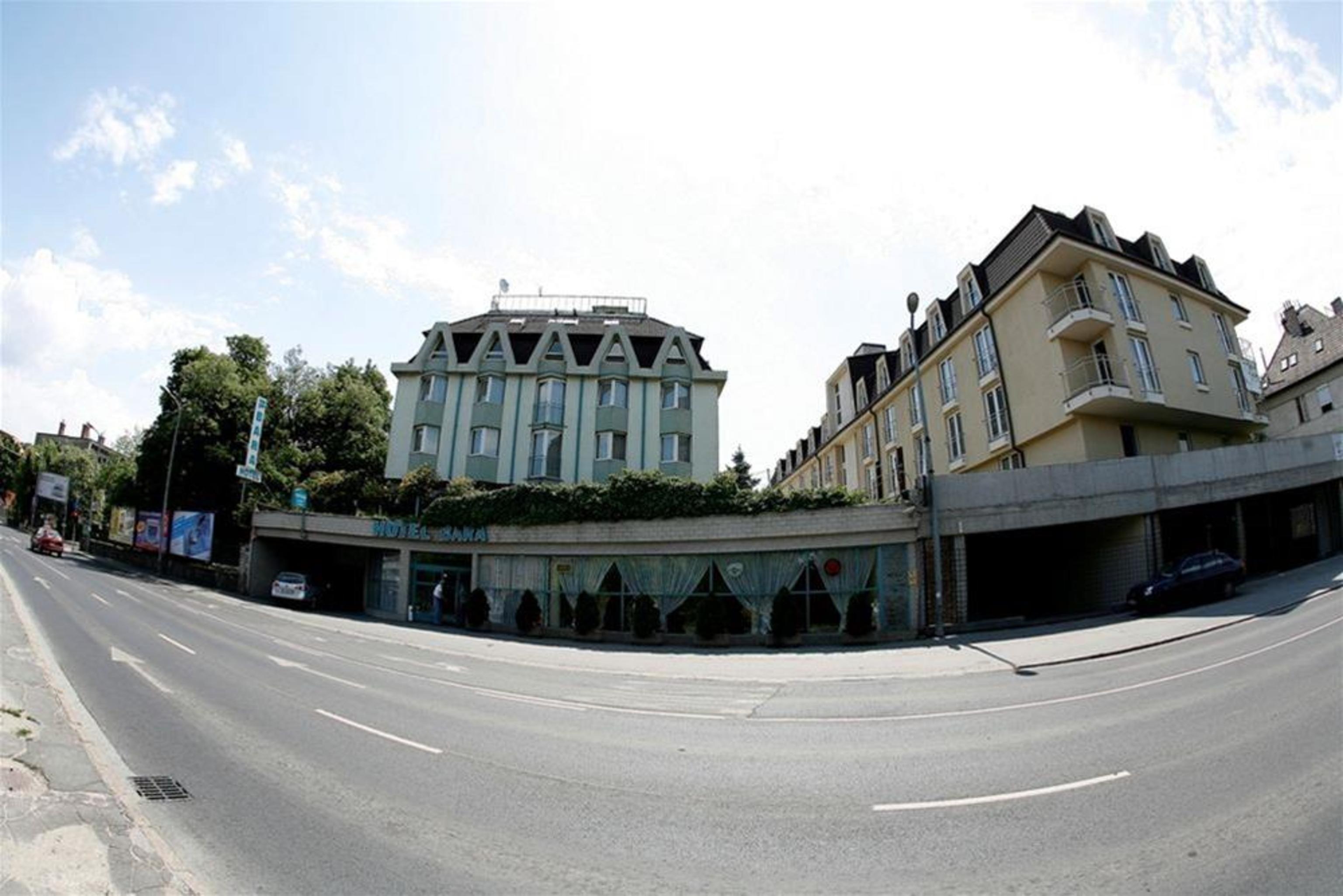 Hotel Bara Junior Budapest Exterior foto
