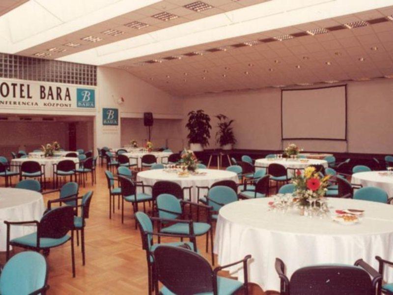 Hotel Bara Junior Budapest Exterior foto